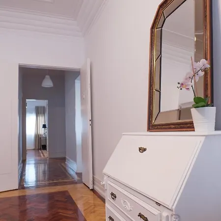 Rodrigues Sampaio Residence
